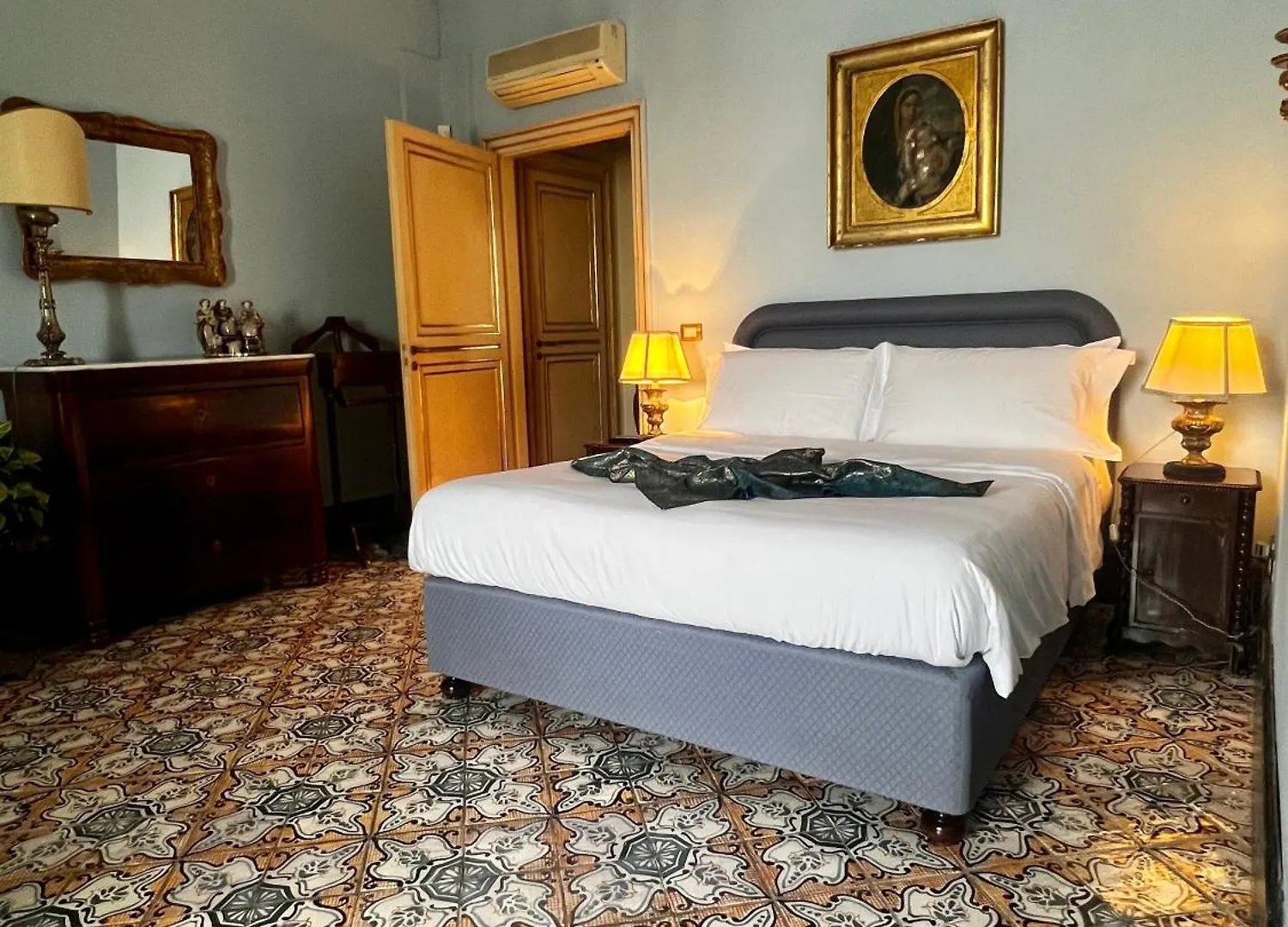 Donna Guia Suite Palermo 0*,  Włochy