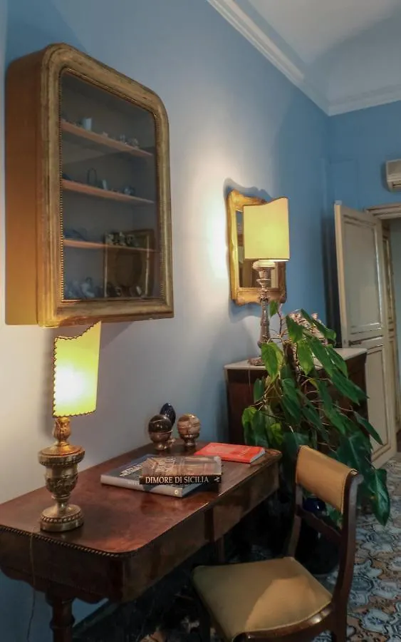 Donna Guia Suite Palermo Bed & Breakfast
